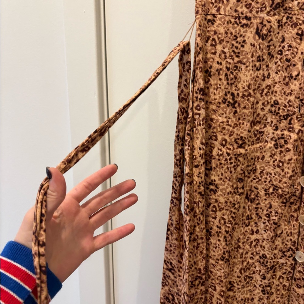 Aritzia cheetah leopard button up maxi shirt Dress XS - Picture 7 of 10